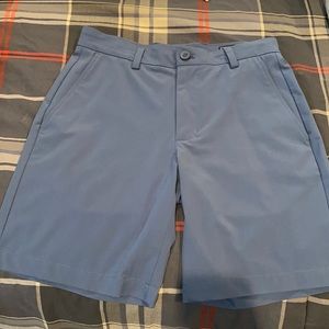 Vineyard vines blue shorts